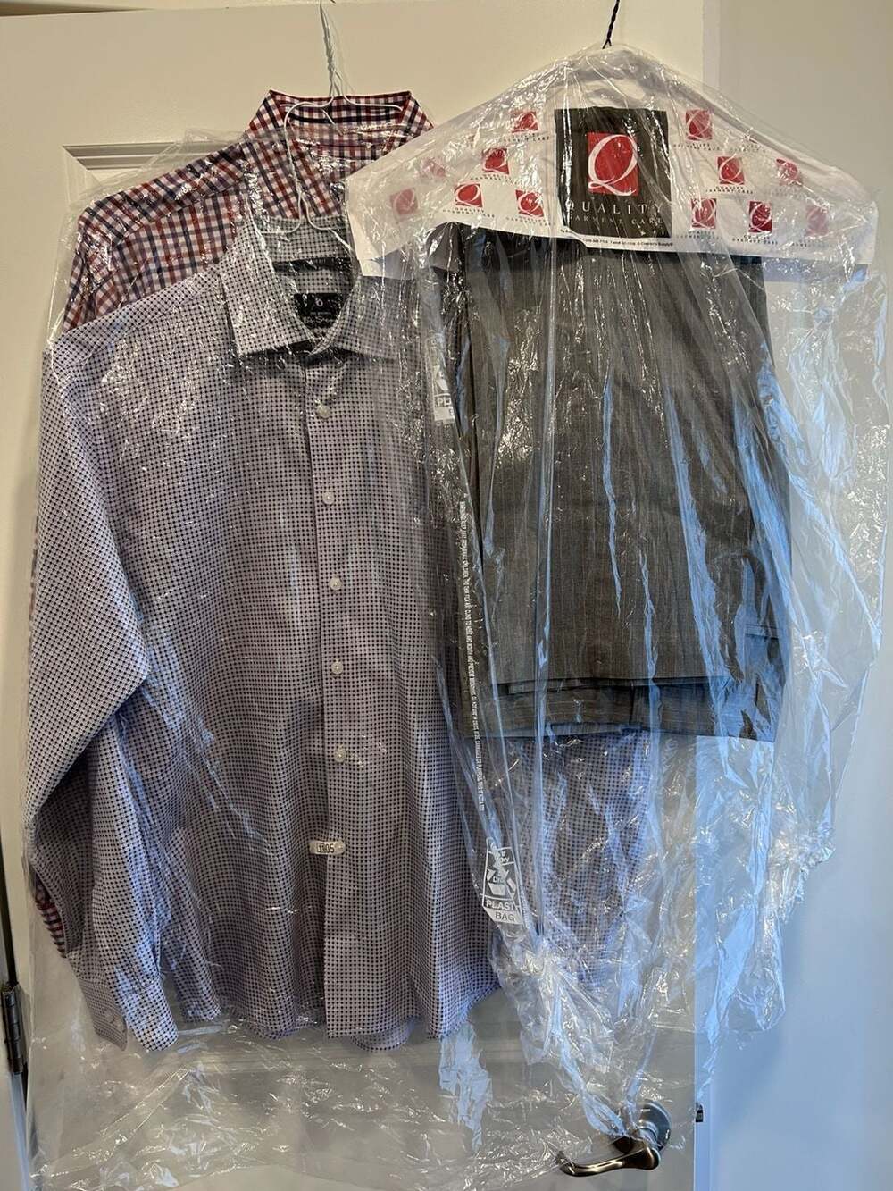 Men’s shirt and pants bundle, 2 dress shirts 1 pant